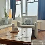 De Uul Mit Sauna Und Schwimmbad