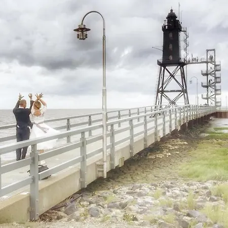 De Uul Mit Sauna Und Schwimmbad Apartment *