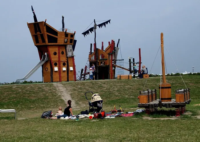 De Uul Mit Sauna Und Schwimmbad Dorumer Neufeld